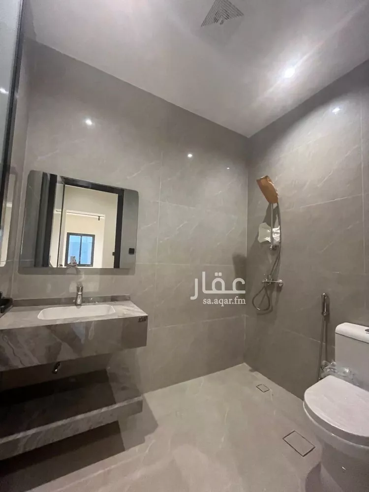 شقة للبيع في شارع خالد بن الوليد, حي الشاطئ, مدينة جازان, منطقة جازان صورة 5