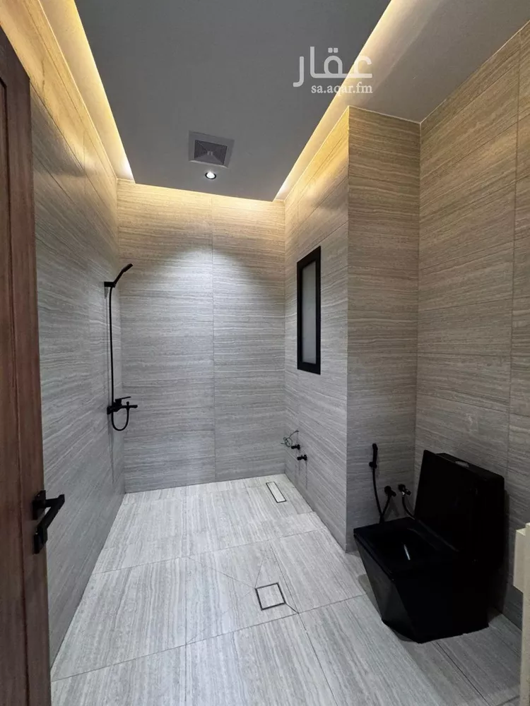 شقة للبيع في شارع مالك ابن حمزة, حي المحمدية 2, مدينة جازان, منطقة جازان صورة 2