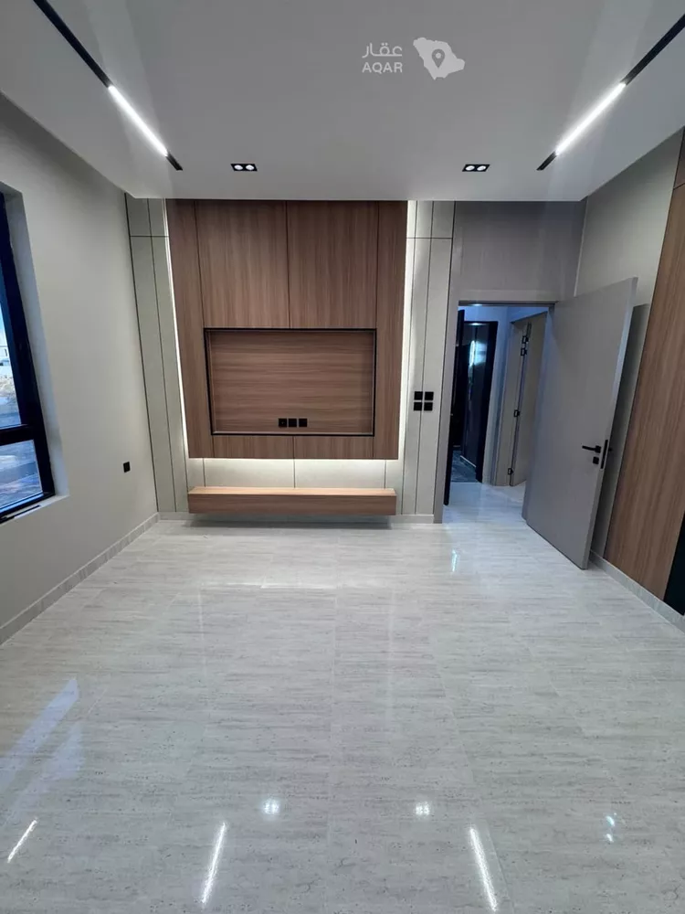 Floor for Sale in Jazan As Suways 8