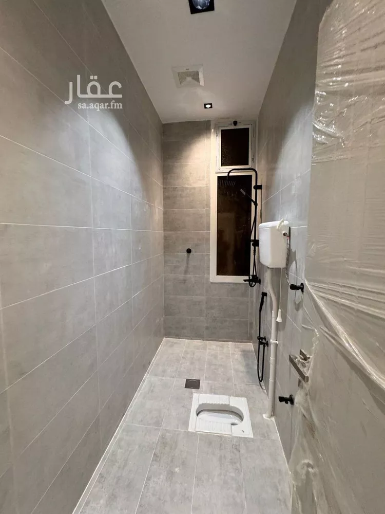 شقة للبيع في شارع أبي القاسم الزجاجي, حي السويس 1, مدينة جازان, منطقة جازان صورة 4