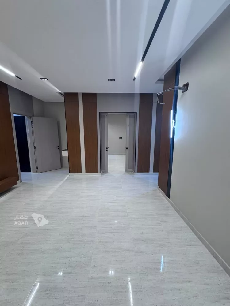 Floor for Sale in Jazan As Suways 9