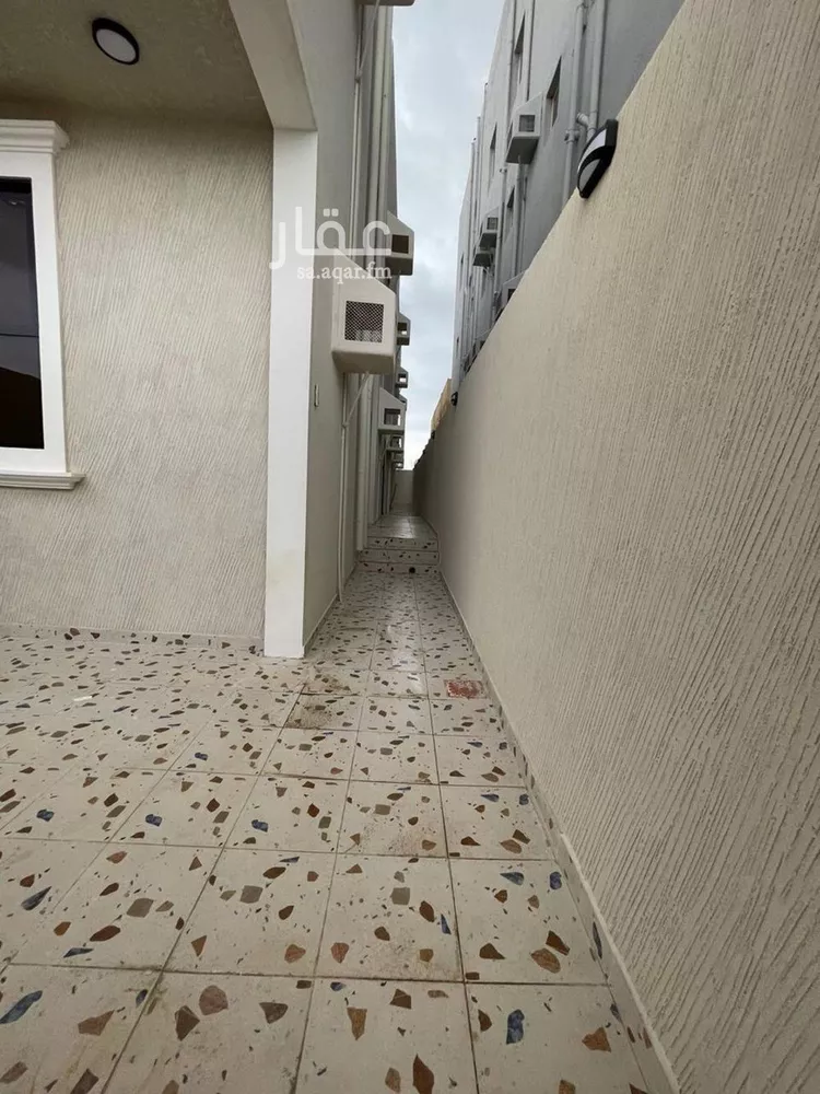 شقة للبيع في شارع اسماء بنت عميس, حي الرحاب 1, مدينة جازان, منطقة جازان صورة 2