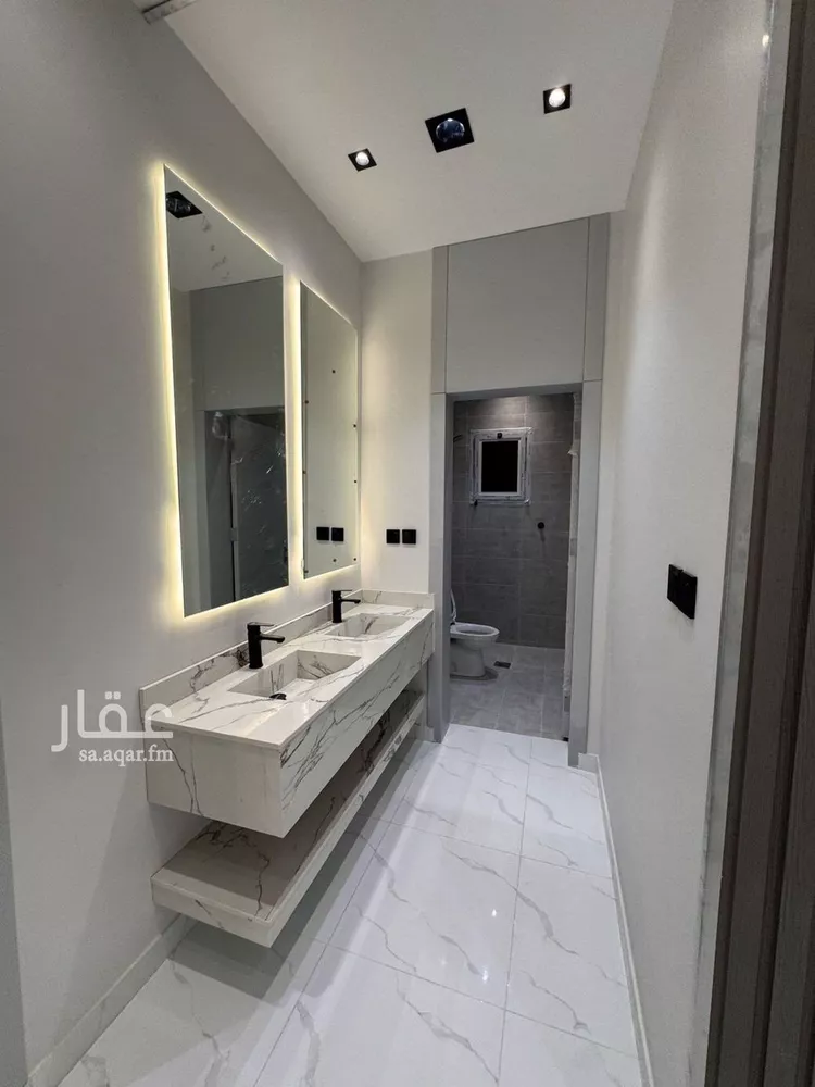 شقة للبيع في شارع أبي القاسم الزجاجي, حي السويس 1, مدينة جازان, منطقة جازان صورة 4