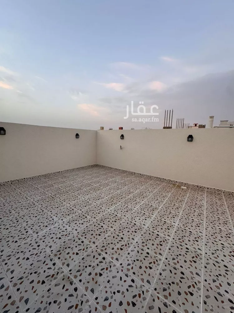 شقة للبيع في شارع شارع أبو بكر الصديق, حي السويس 1, مدينة جازان, منطقة جازان صورة 5