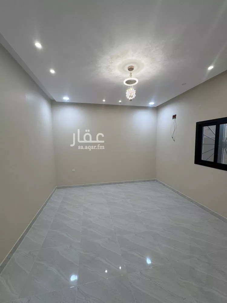 شقة للبيع في شارع شهيد الدين ثم الوطن عطيع شوعي راجح عاتي, حي المحمدية 1, مدينة جازان, منطقة جازان صورة 2