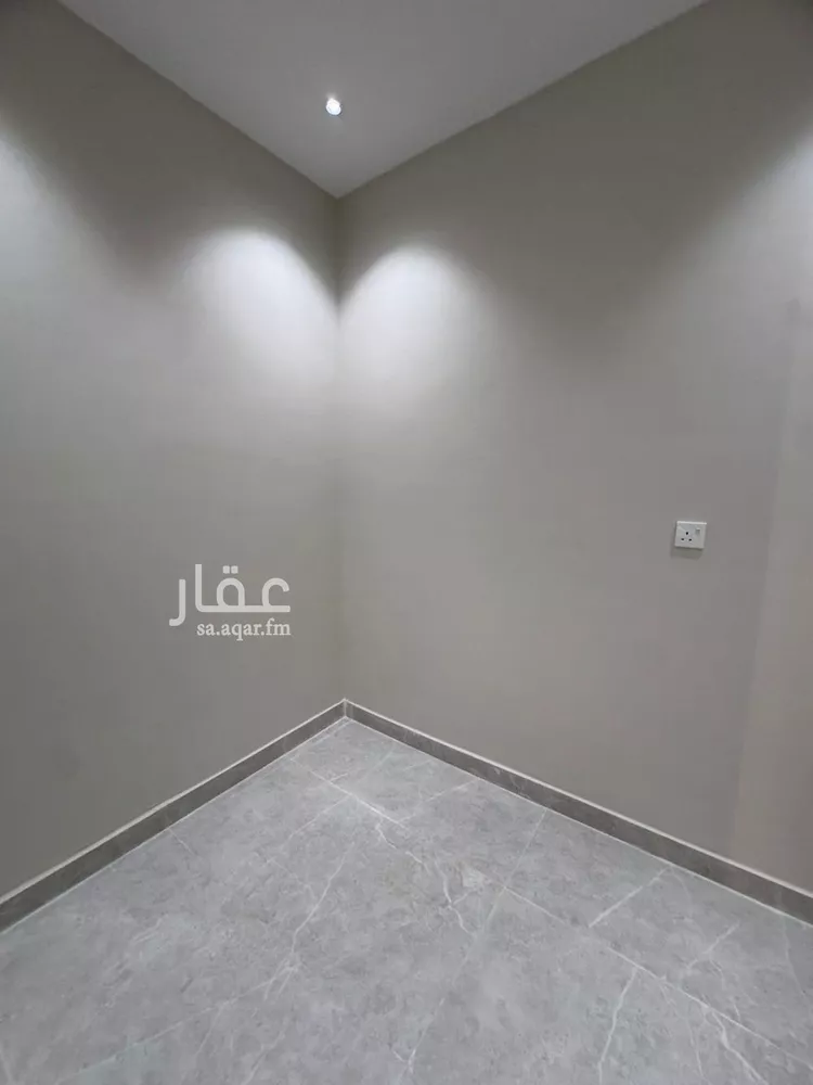 شقة للبيع في شارع شارع الشيخ أحمد النجمي, حي الرحاب 2, مدينة جازان, منطقة جازان 16