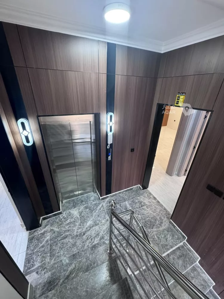 Floor for Sale in Jazan As Suways 5
