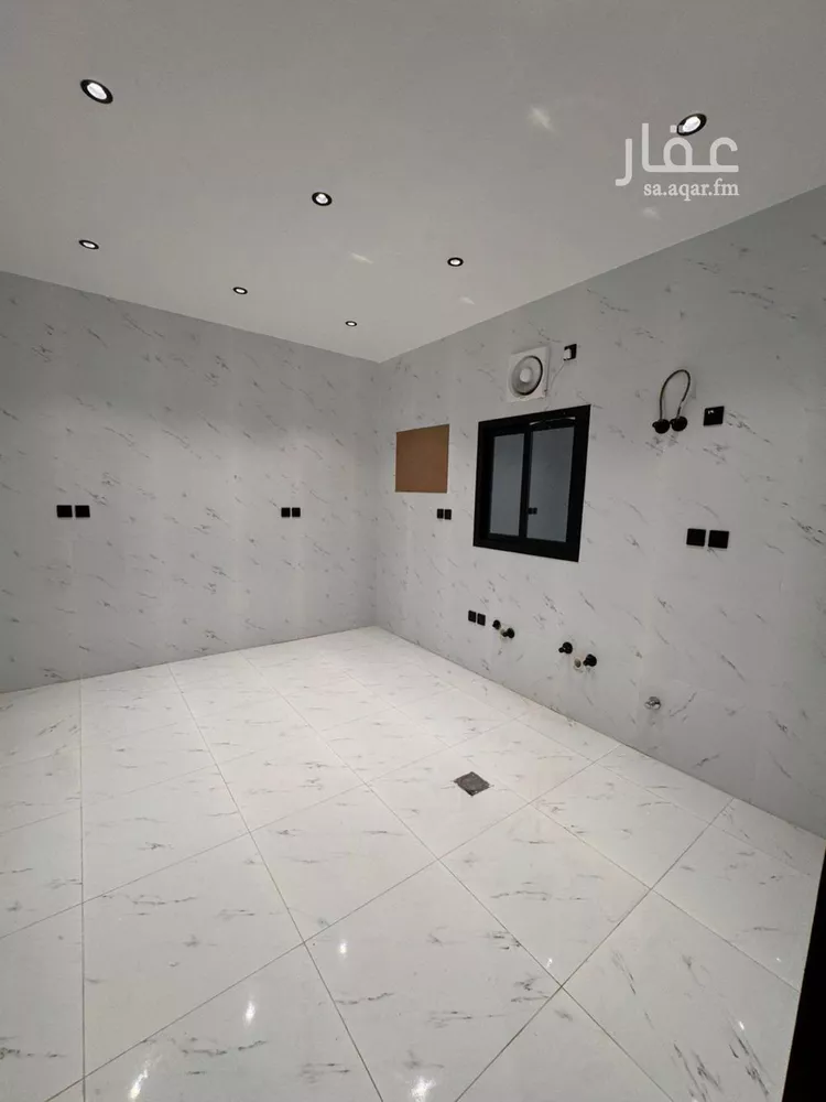 شقة للبيع في شارع خالد بن الوليد, حي الشاطئ, مدينة جازان, منطقة جازان صورة 3