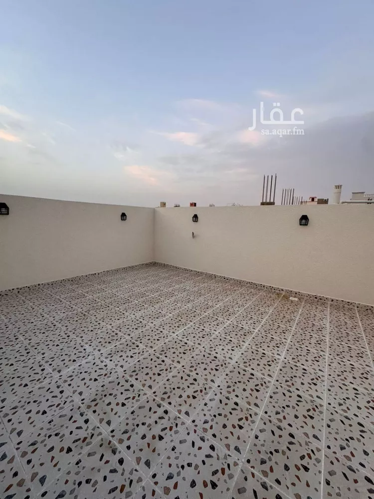 شقة للبيع في شارع شارع أبو بكر الصديق, حي السويس 1, مدينة جازان, منطقة جازان صورة 5
