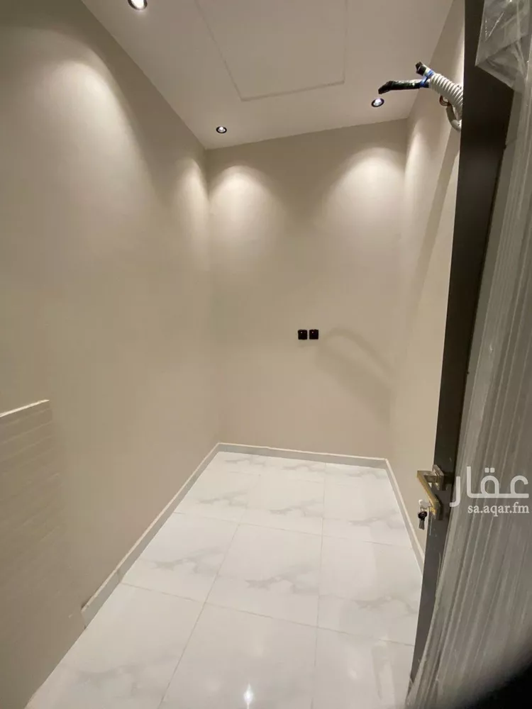 شقة للبيع في شارع عمر المختار, حي الرحاب 2, مدينة جازان, منطقة جازان صورة 4