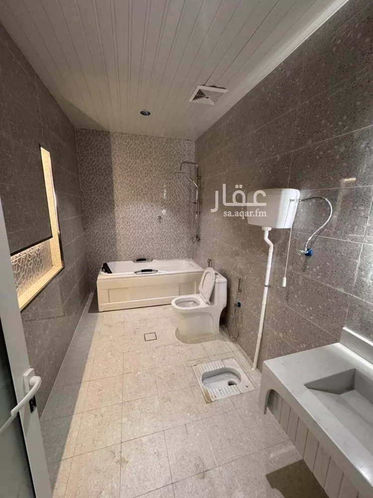 شقة للبيع في شارع شارع الامير بندر بن عبد العزيز, حي المحمدية 2, مدينة جازان, منطقة جازان صورة 4
