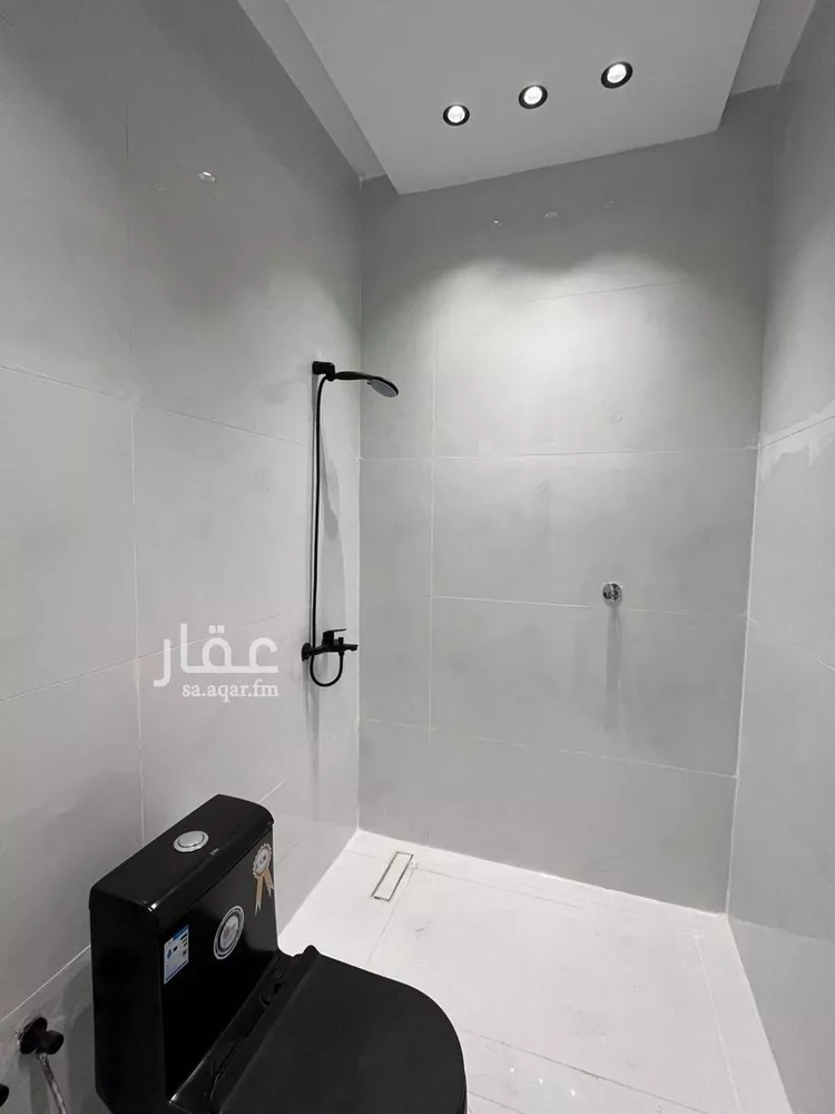 شقة للبيع في شارع 22 ب, حي الصفاء, مدينة جازان, منطقة جازان صورة 4
