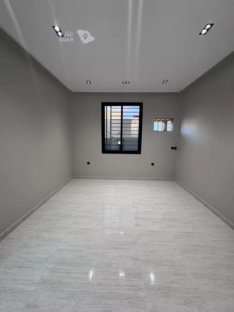 Floor for Sale in Jazan As Suways 16