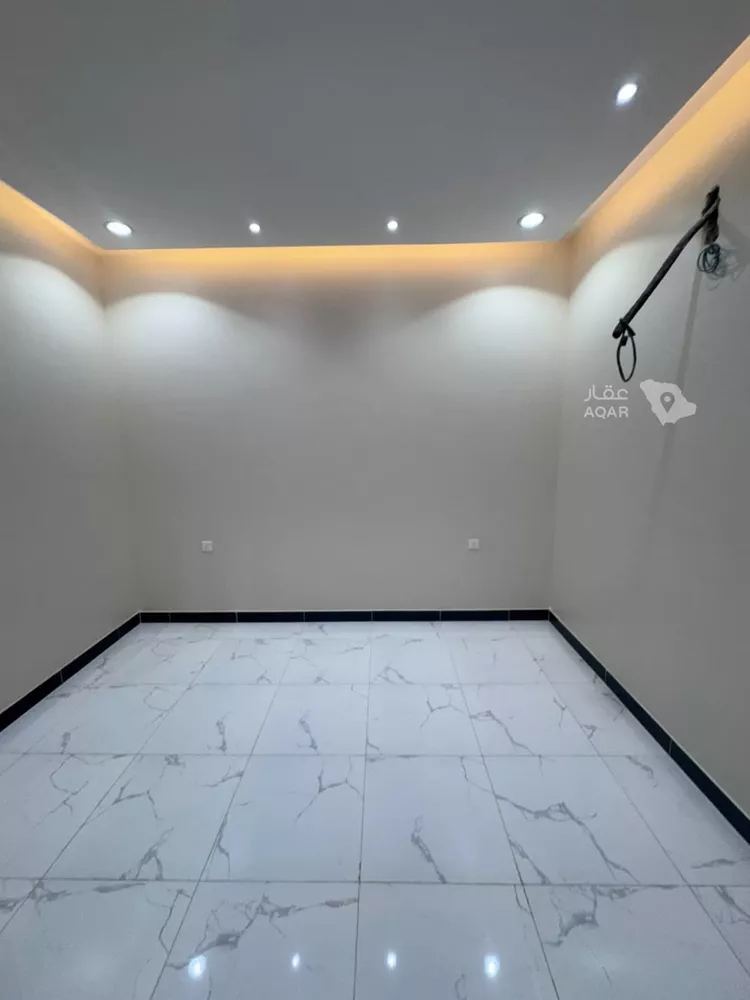 شقة للبيع في شارع العزيزيه, حي الملك فهد, مدينة أبو عريش - أبو عريش, منطقة جازان 12