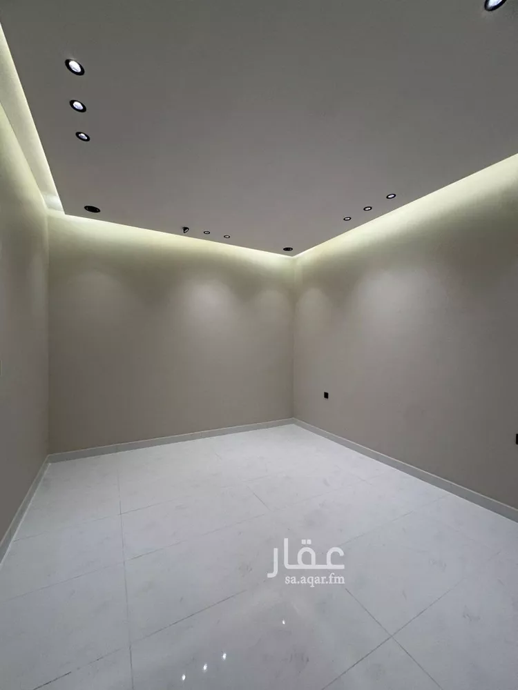 شقة للبيع في شارع المحمدية 2 3, حي المحمدية 2, مدينة جازان, منطقة جازان 8