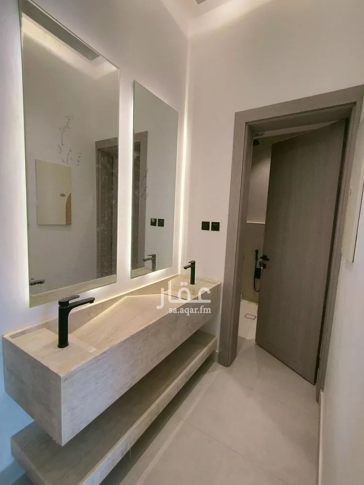 دور للبيع في شارع اغادير , حي الجنادرية, مدينة الرياض, منطقة الرياض صورة 5