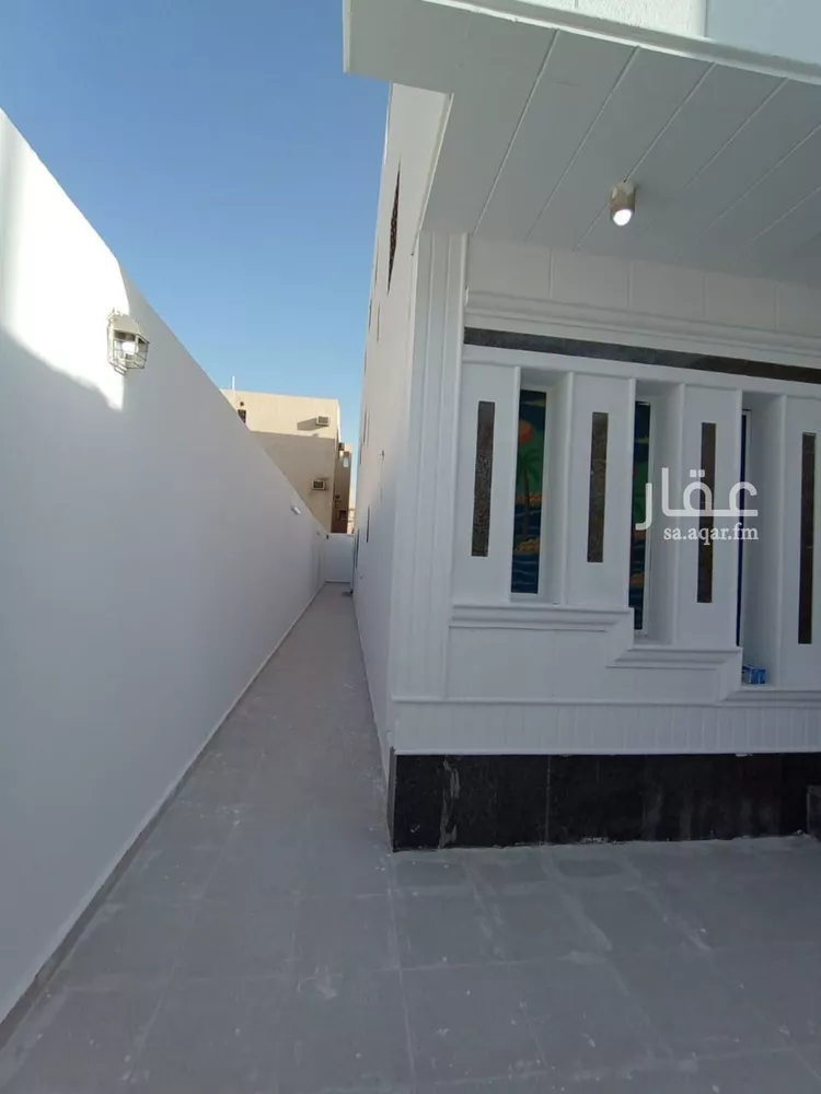 فيلا للبيع في شارع إسماعيل الوثابي, حي الرمال, مدينة الرياض, منطقة الرياض صورة 4