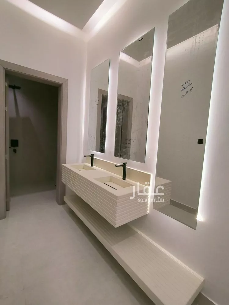 دور للبيع في شارع اغادير , حي الجنادرية, مدينة الرياض, منطقة الرياض صورة 3