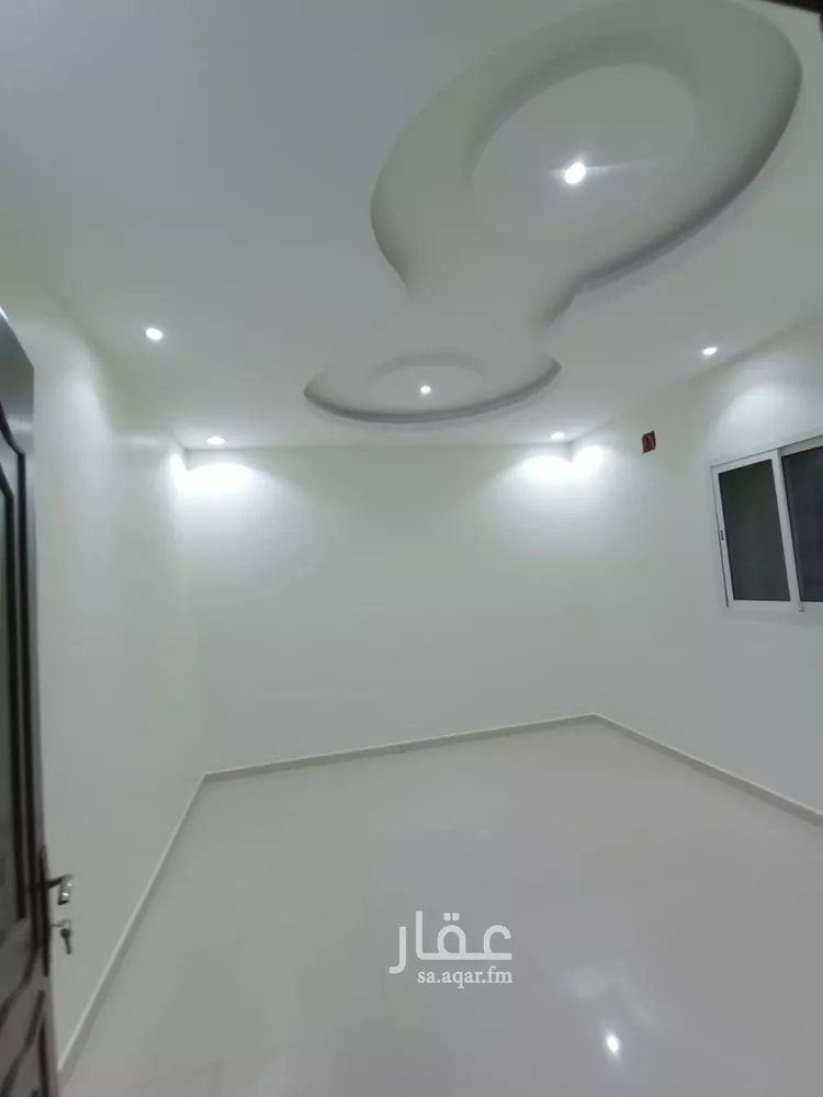 فيلا للبيع في شارع إسماعيل الوثابي, حي الرمال, مدينة الرياض, منطقة الرياض صورة 2