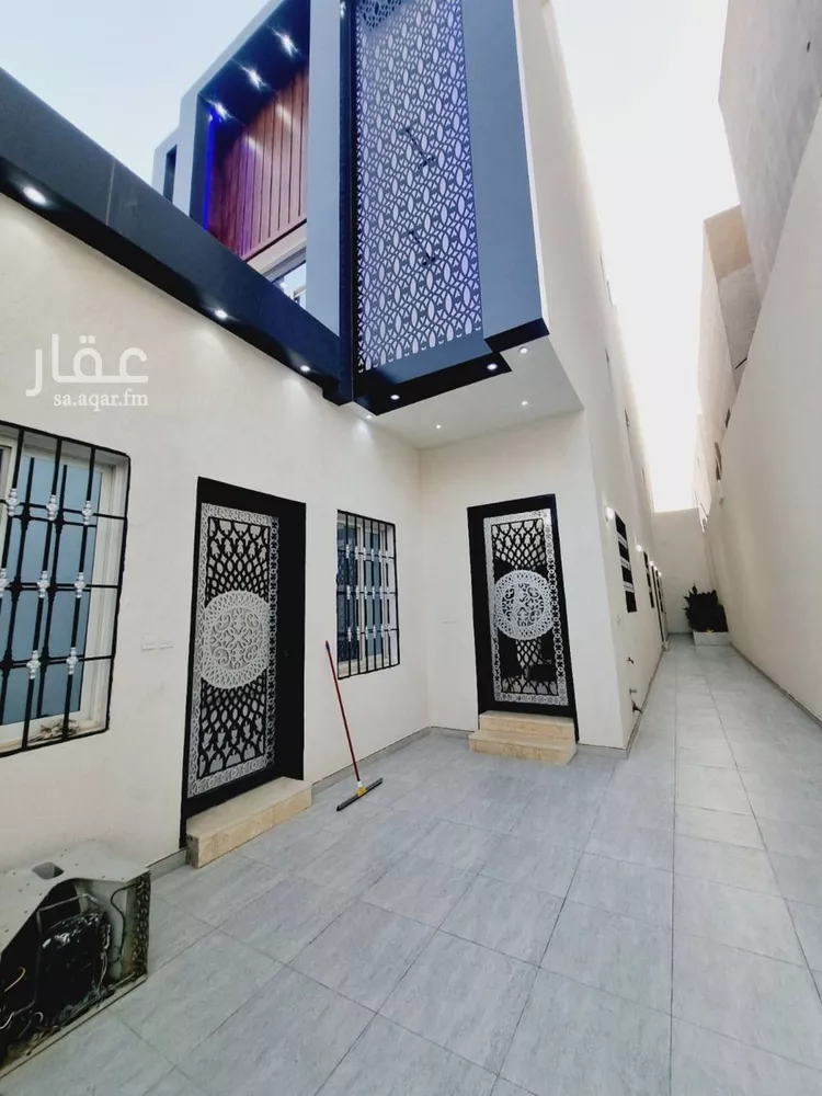 دور للبيع في شارع زينب بنت أبي سلمة, حي الرمال, مدينة الرياض, منطقة الرياض