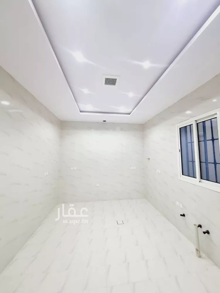دور للبيع في شارع زينب بنت أبي سلمة, حي الرمال, مدينة الرياض, منطقة الرياض صورة 3