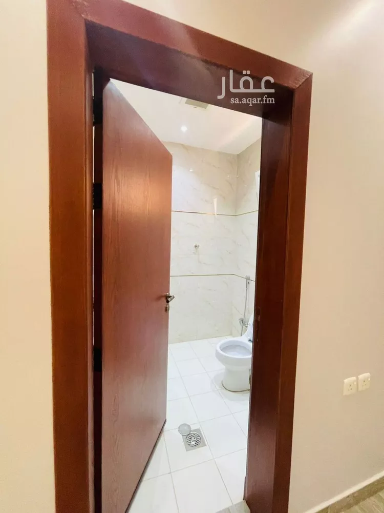 فيلا للإيجار في شارع رقم 345, حي الملقا, مدينة الرياض, منطقة الرياض صورة 5