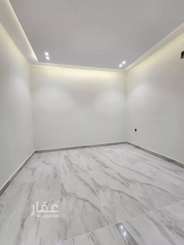 دور للبيع في شارع أكمل القرشي, حي بدر, مدينة الرياض, منطقة الرياض صورة 3