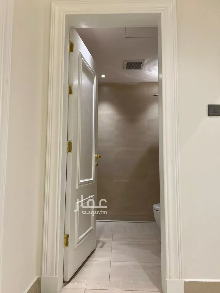 شقة للإيجار في شارع الثمامه, حي الملقا, مدينة الرياض, منطقة الرياض صورة 3