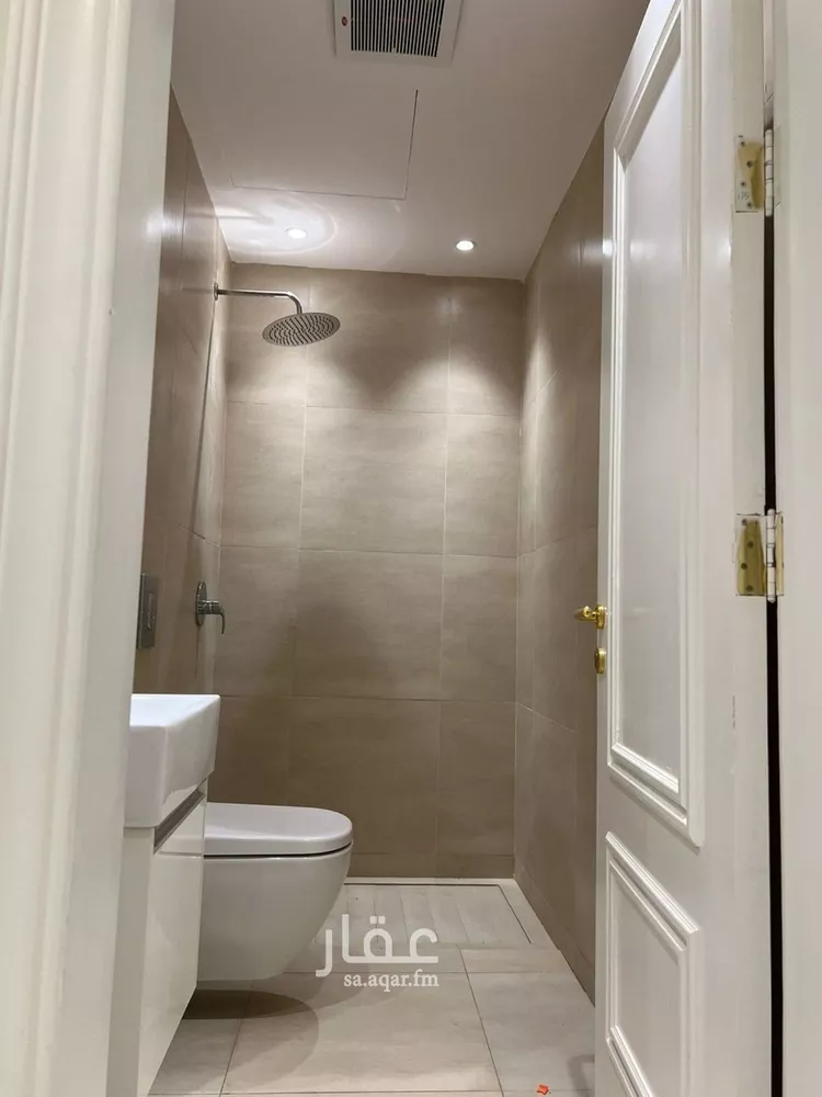 شقة للإيجار في شارع الثمامه, حي الملقا, مدينة الرياض, منطقة الرياض صورة 5