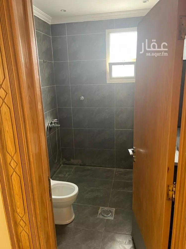 Floor for Rent in Riyadh Ishbiliyah