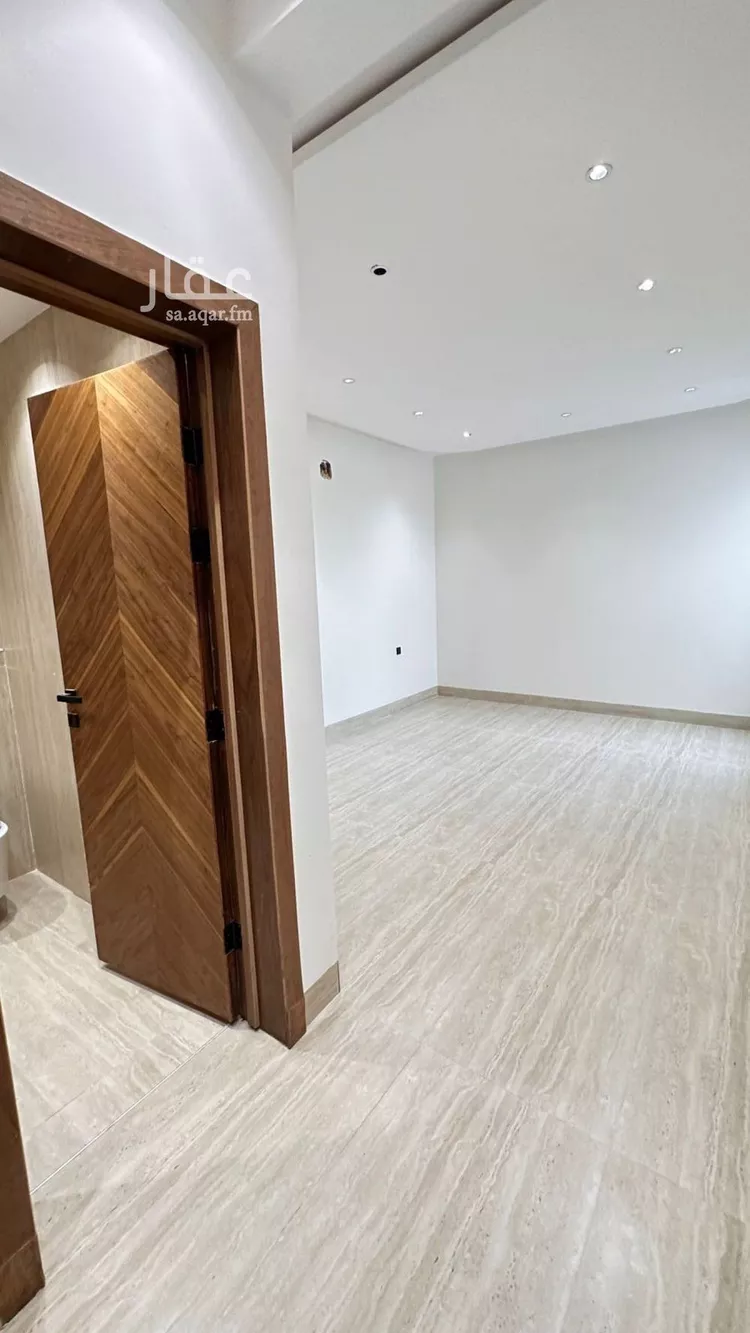 عمارة للإيجار في شارع محمد بن أحمد بيري, حي طويق, مدينة الرياض, منطقة الرياض صورة 3