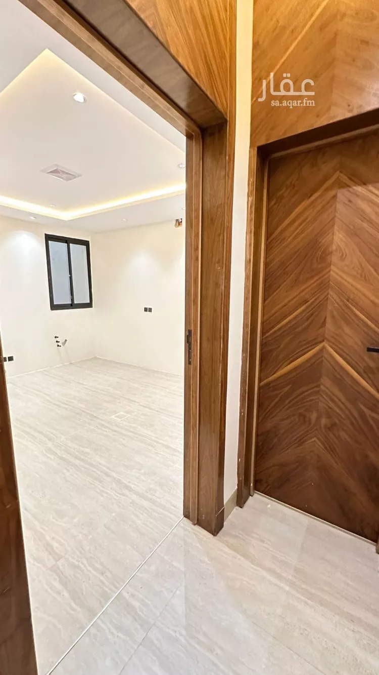 عمارة للإيجار في شارع محمد بن أحمد بيري, حي طويق, مدينة الرياض, منطقة الرياض
