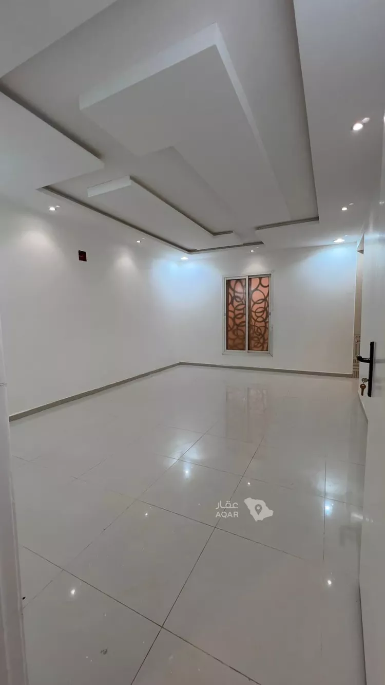 فيلا للإيجار في شارع عبدالجواد المنوفي, حي طويق, مدينة الرياض, منطقة الرياض 11