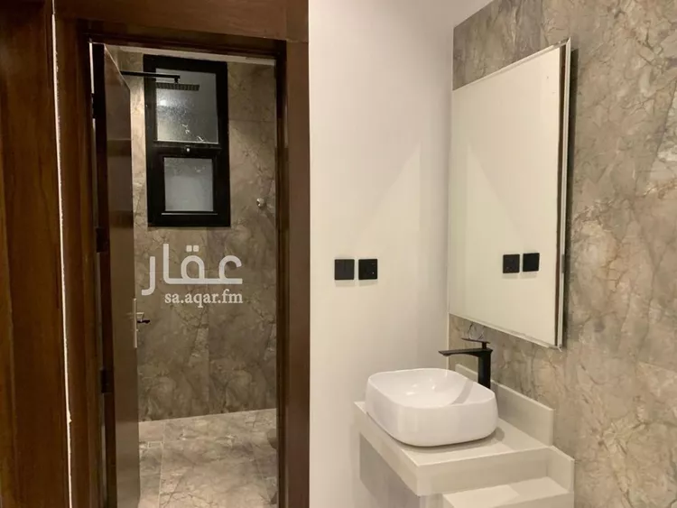 دور للبيع في شارع رقم 166, حي الجنادرية, مدينة الرياض, منطقة الرياض 8