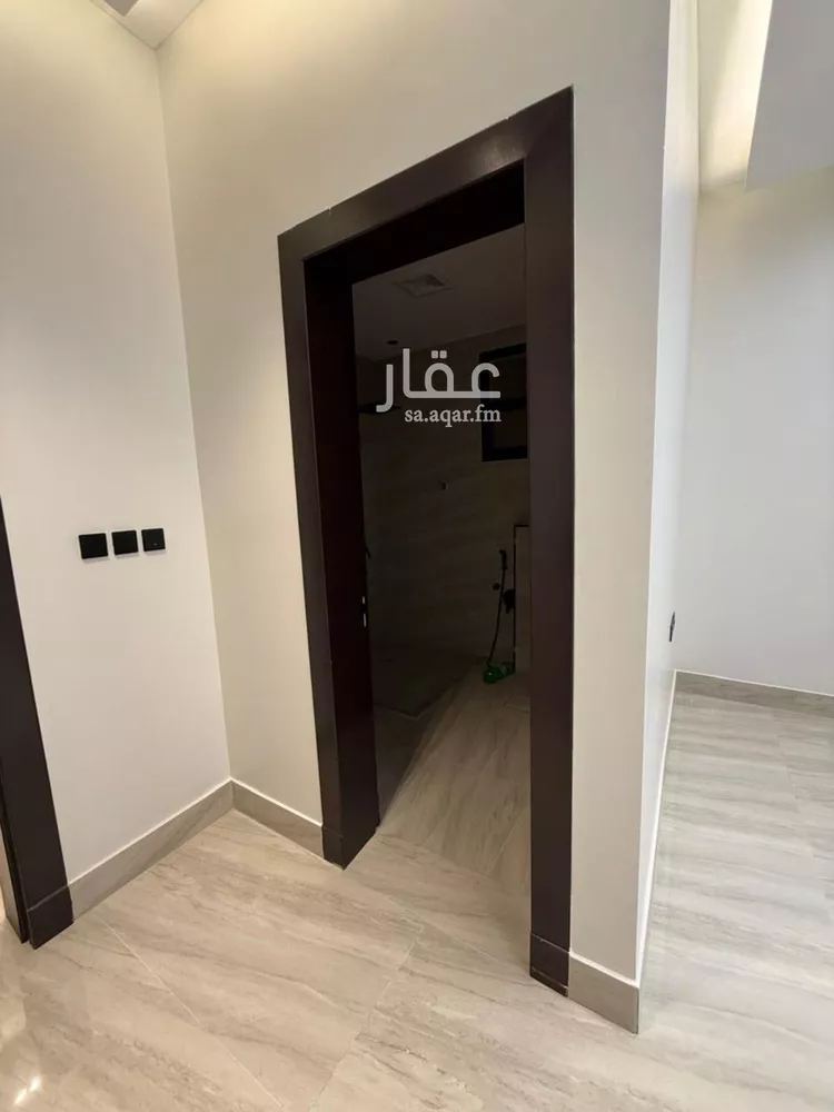 فيلا للبيع في شارع أبي العباس الجندي, حي الرمال, مدينة الرياض, منطقة الرياض صورة 3