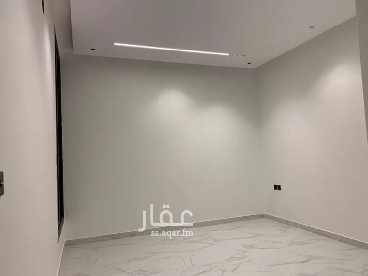 Floor for Sale in Riyadh Al Janadriyah 9
