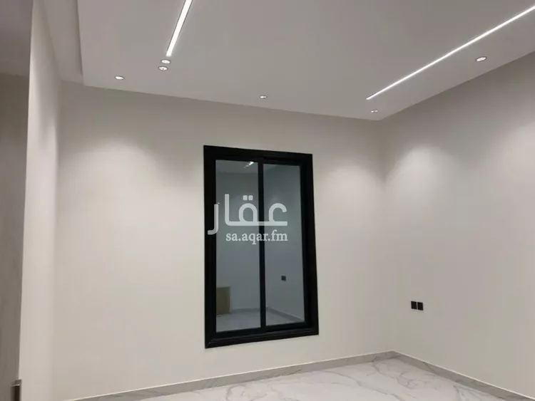 Floor for Sale in Riyadh Al Janadriyah 8