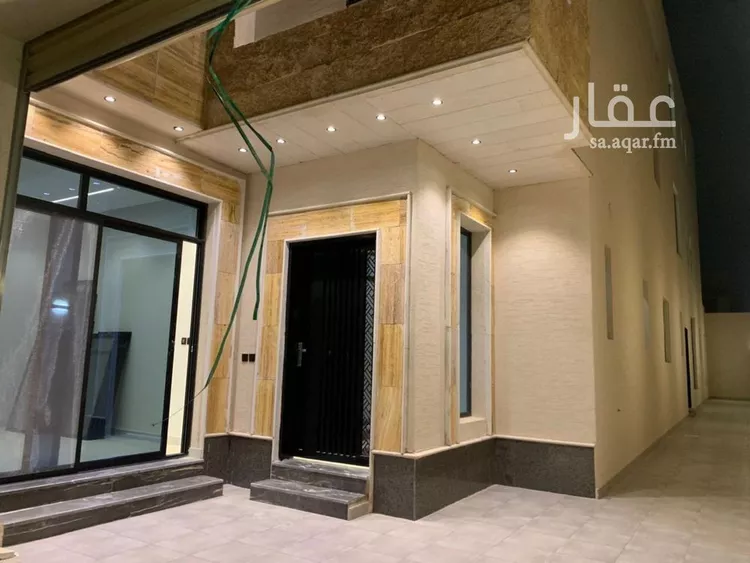 Floor for Sale in Riyadh Al Janadriyah 6