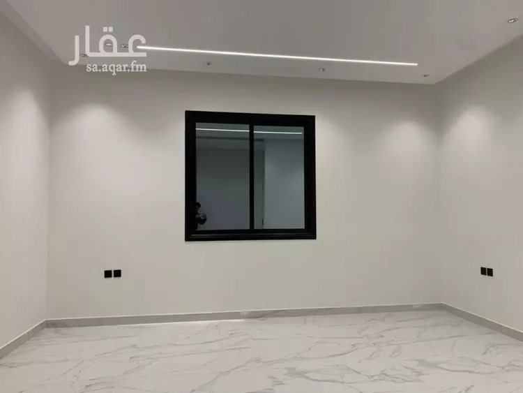 Floor for Sale in Riyadh Al Janadriyah 7