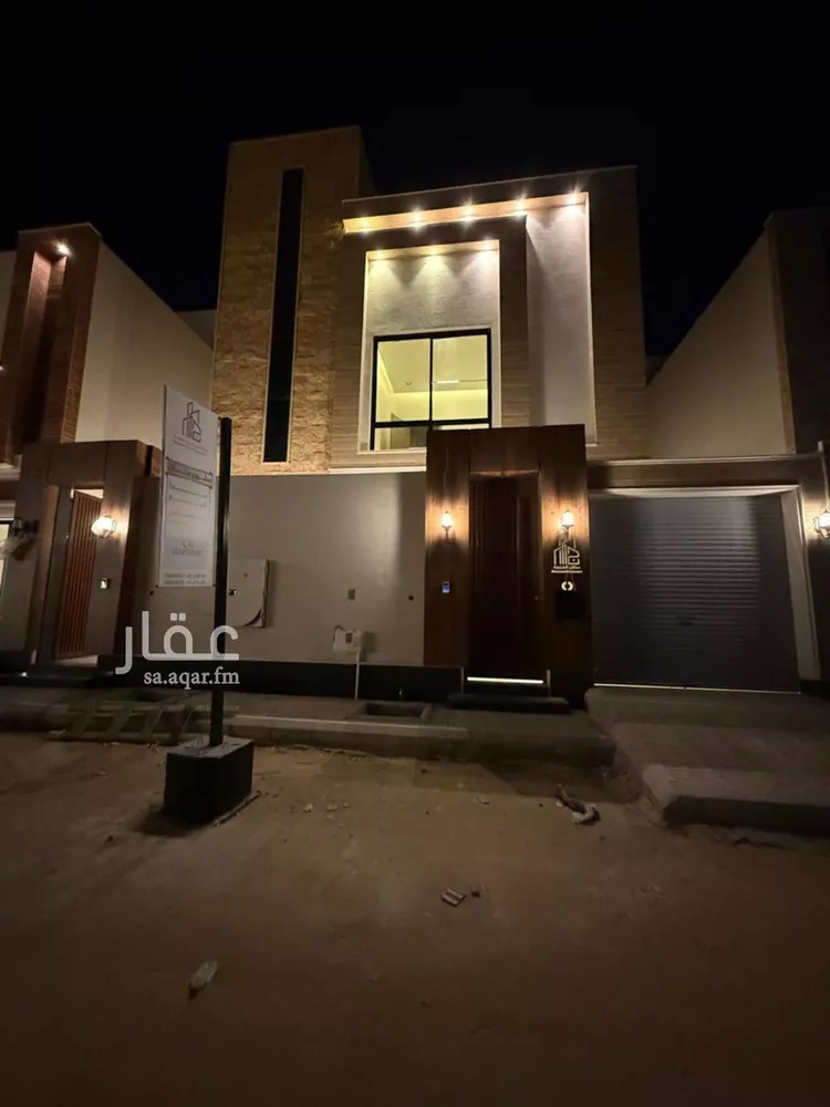 فيلا للبيع في شارع أحمد بن أصبغ, حي الرمال, مدينة الرياض, منطقة الرياض