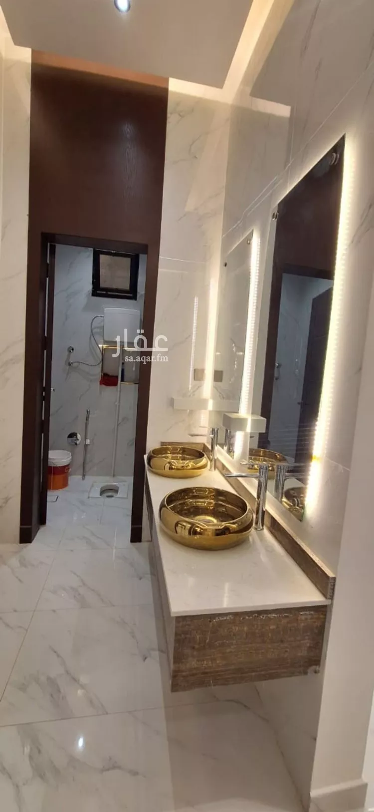 Floor for Sale in Riyadh Al Janadriyah 6