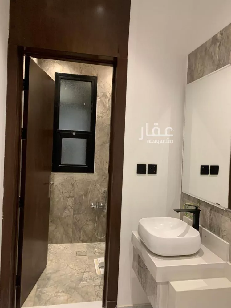 شقة للبيع في شارع 2969, حي الجنادرية, مدينة الرياض, منطقة الرياض 8