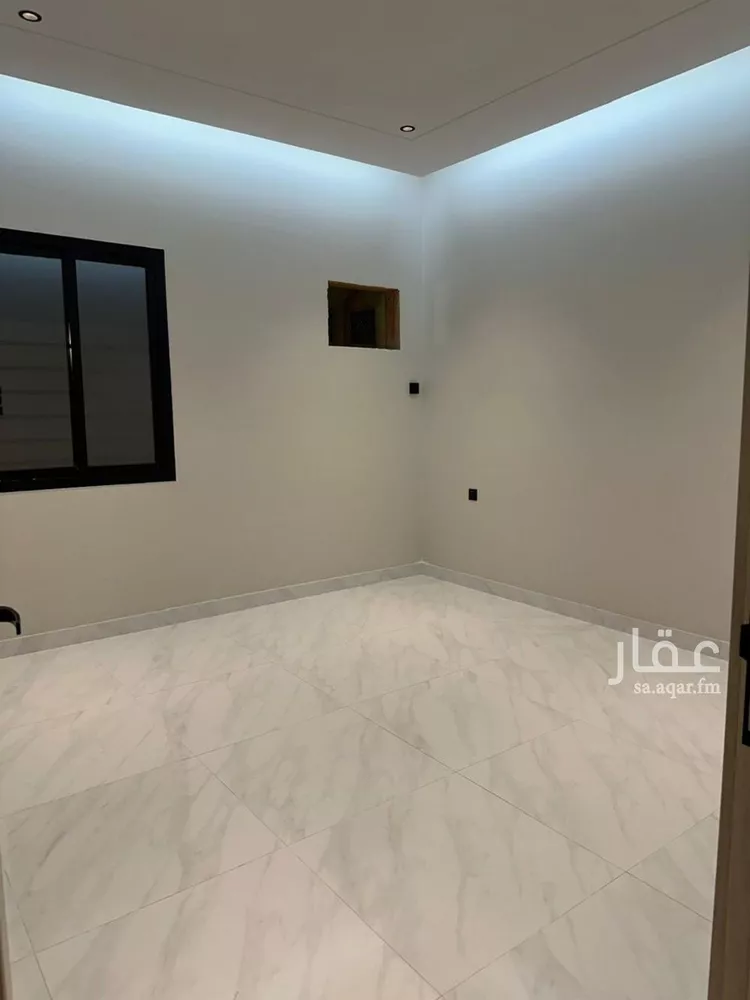 شقة للبيع في شارع شارع شهيد الدين ثم الوطن محمد حسن احمد حريصي, حي المحمدية 1, مدينة جازان, منطقة جازان صورة 3