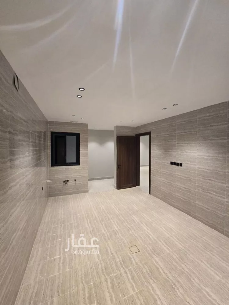 Floor for Sale in Riyadh Ash Sharq 8