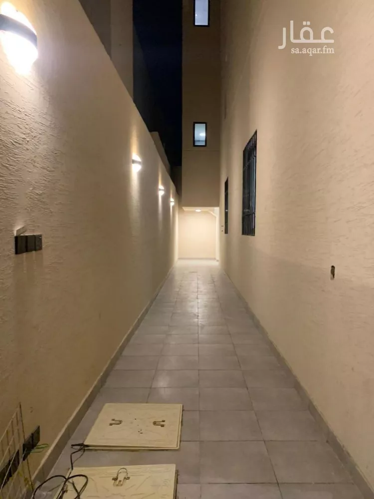 Floor for Sale in Riyadh Al Janadriyah 19