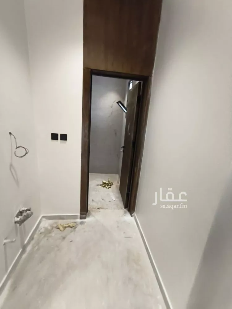 دور للبيع في شارع عوالي, حي شبرا, مدينة الرياض, منطقة الرياض صورة 5