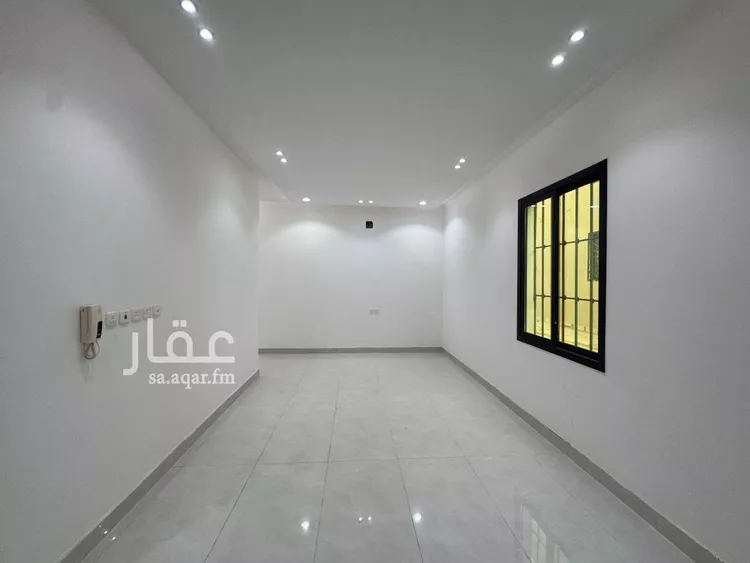 دور للبيع في شارع يوسف بن النحوي, حي العريجاء الغربي, مدينة الرياض, منطقة الرياض صورة 3