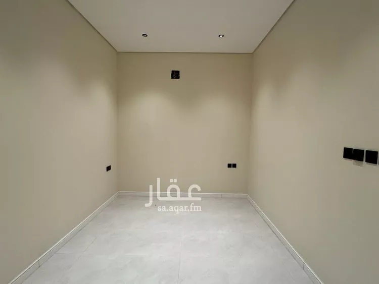 فيلا للبيع في شارع البوشي, حي العريجاء الغربي, مدينة الرياض, منطقة الرياض صورة 4