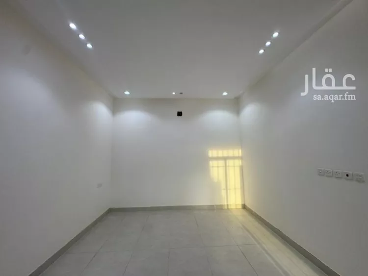 دور للبيع في شارع يوسف بن النحوي, حي العريجاء الغربي, مدينة الرياض, منطقة الرياض صورة 3