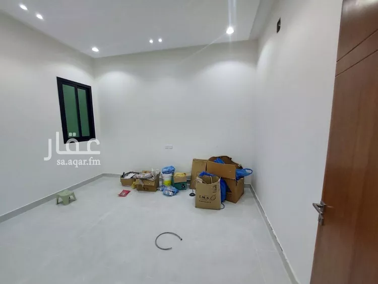 دور للبيع في شارع يوسف بن النحوي, حي العريجاء الغربي, مدينة الرياض, منطقة الرياض صورة 3
